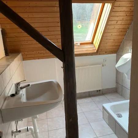 호스텔 Ab - Mit Gemeinschaftsraeumen In Uhingen