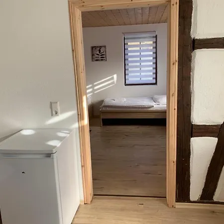 Ab - Mit Gemeinschaftsraeumen In 호스텔 *