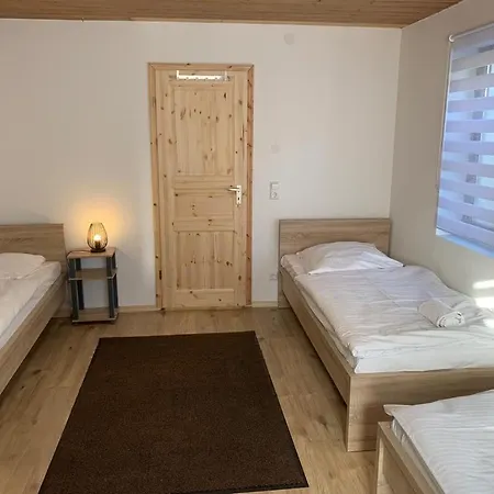 Ab - Mit Gemeinschaftsraeumen In *